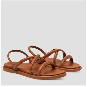 Olukai women’s Tiare sandals size 9